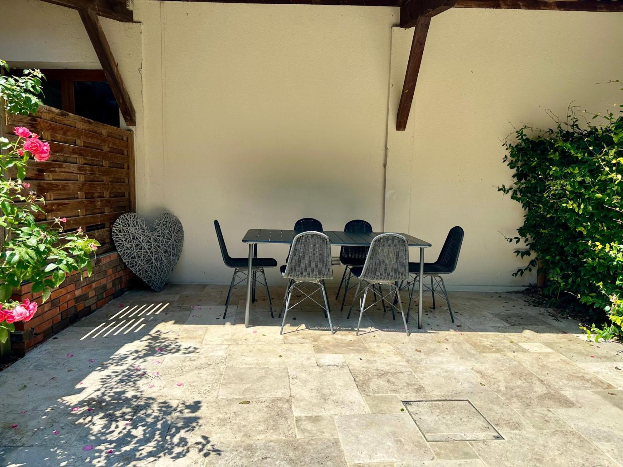 Le Clos Fleuri Châtillon-sur-Chalaronne Eksteriør billede